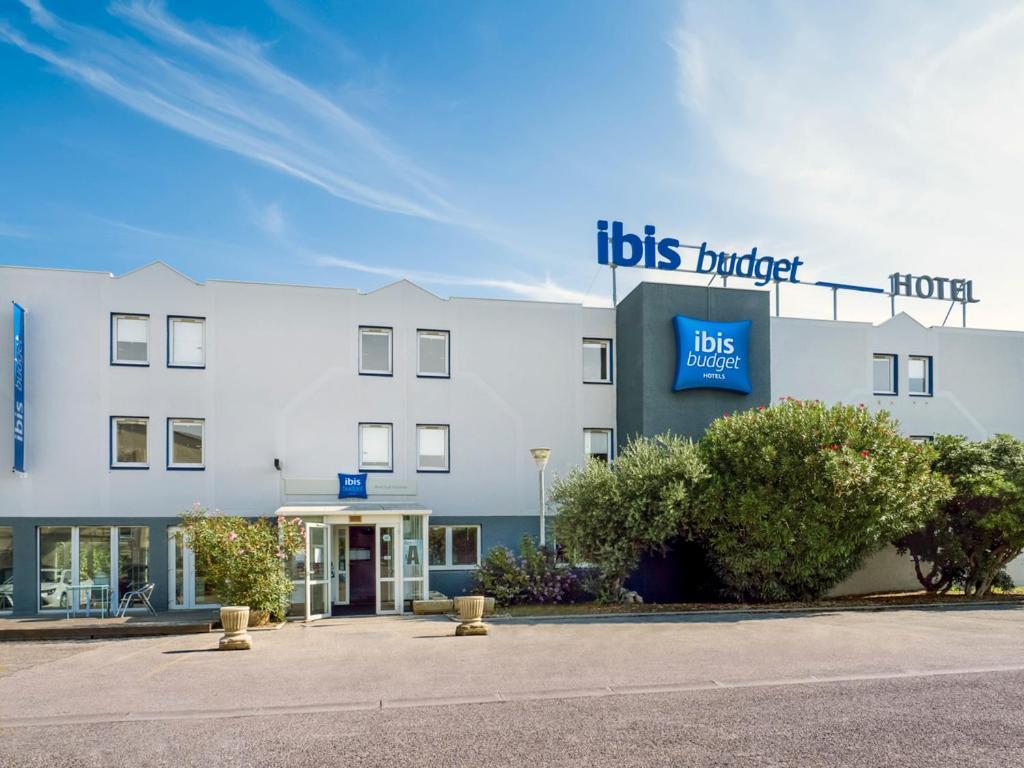 Ibis Budget Arles Sud Fourchon Hotel Exterior photo